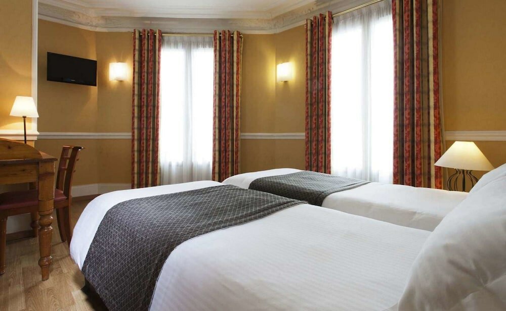 Фото Hôtel Claude Bernard Saint-Germain