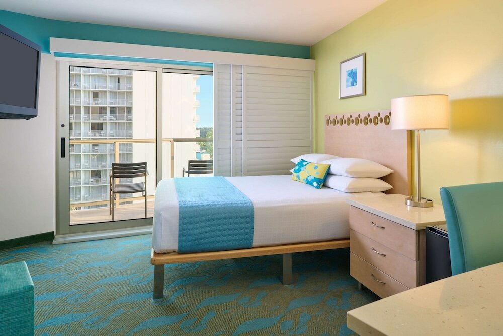 Фото Aston Waikiki Circle Hotel