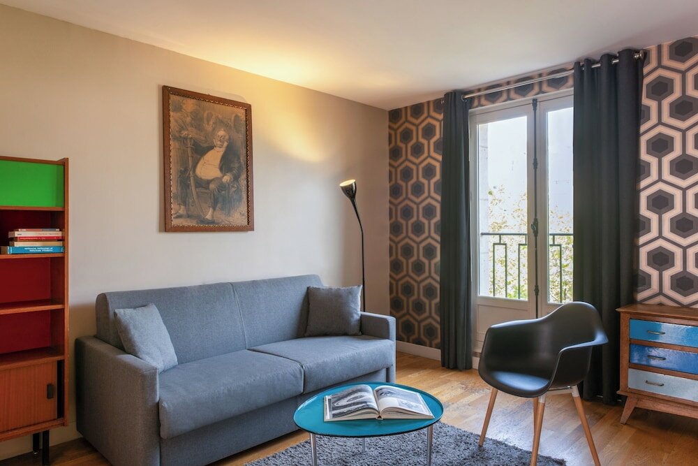 Фото Suites and Hotel Helzear Champs Elysees