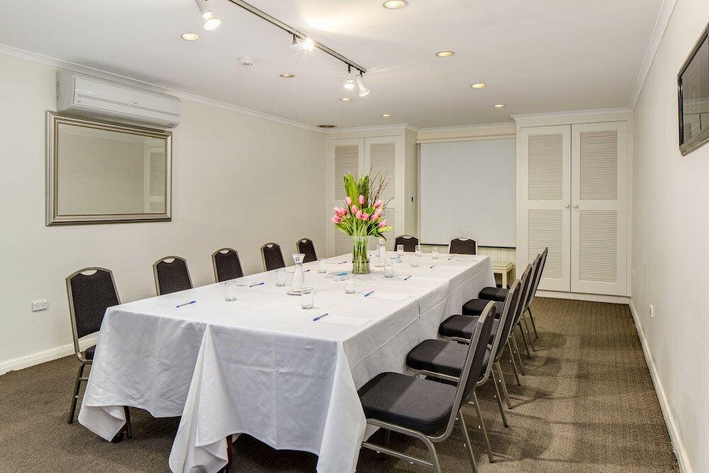 Фото Adelaide Inn