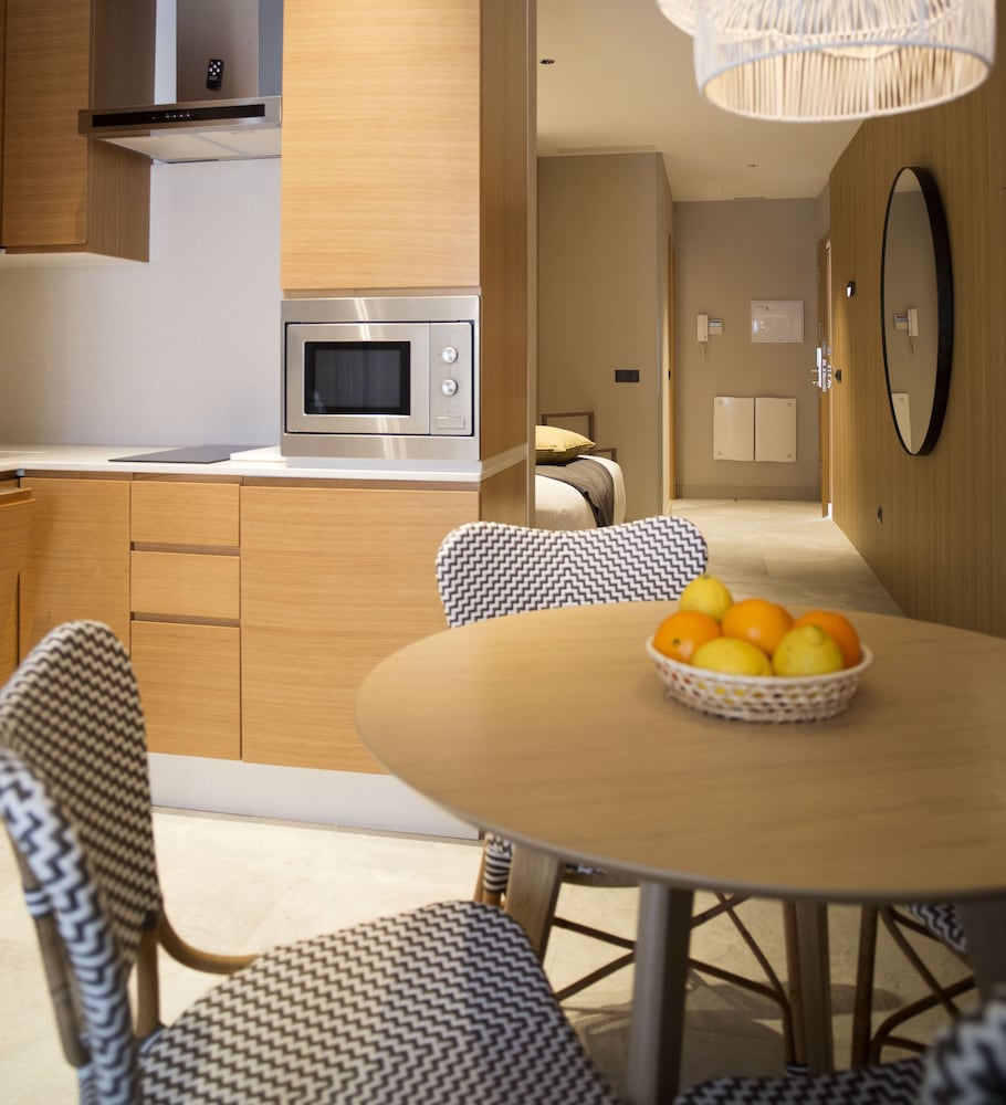 Фото Goodnight Cádiz Apartments