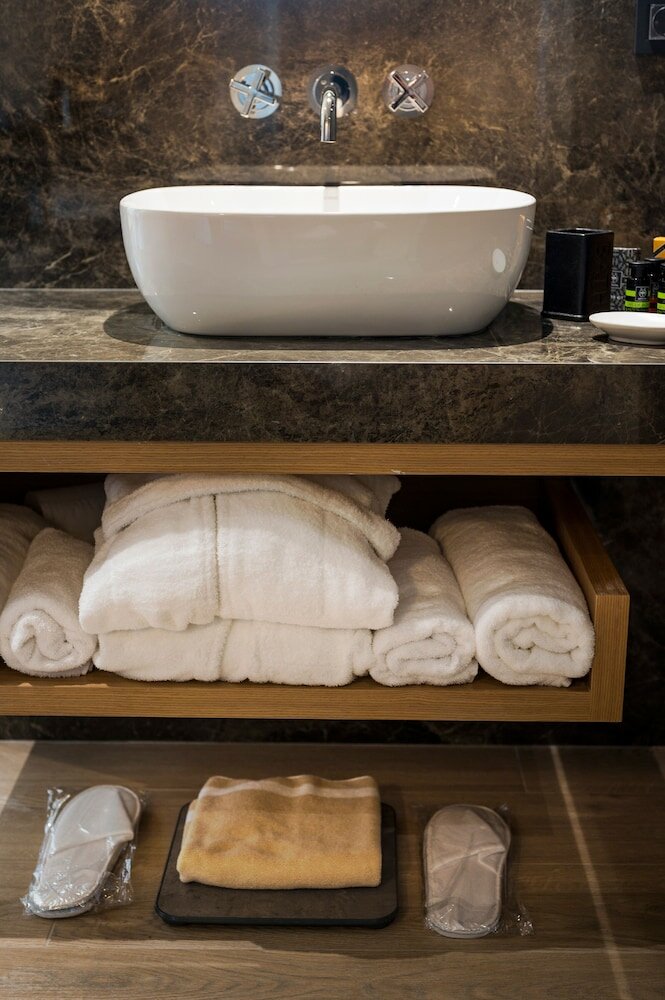 Фото Hyperion City Hotel