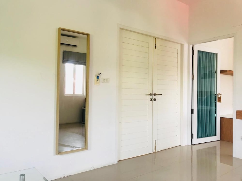 Фото Clear House Resort