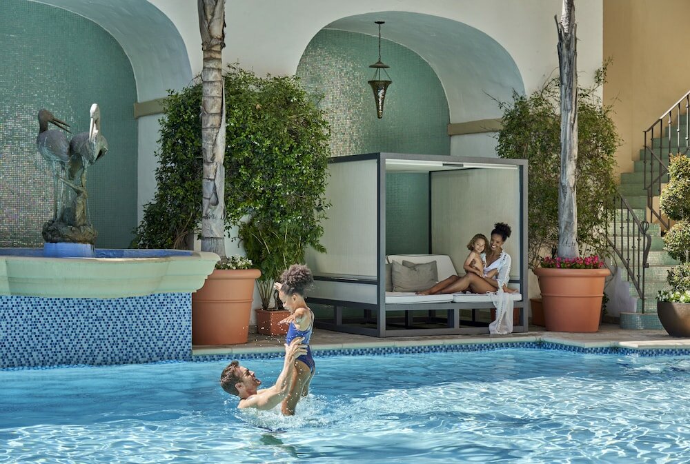 Фото Beverly Wilshire, A Four Seasons Hotel