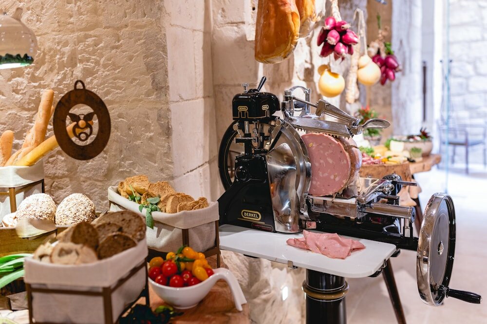 Фото Pollicastro Boutique Hotel