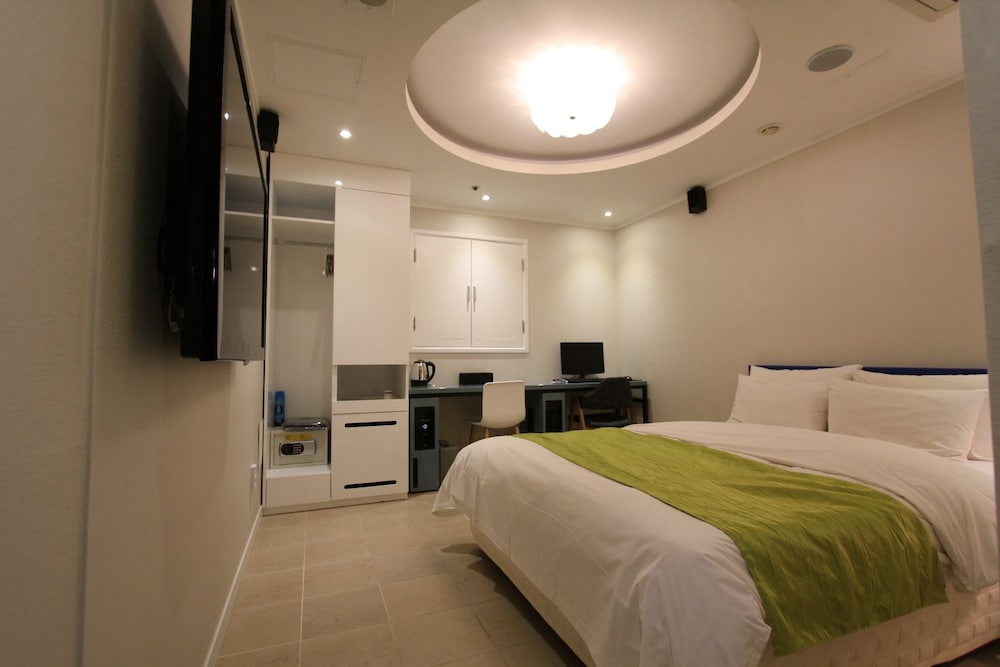 Фото Nox Boutique Hotel