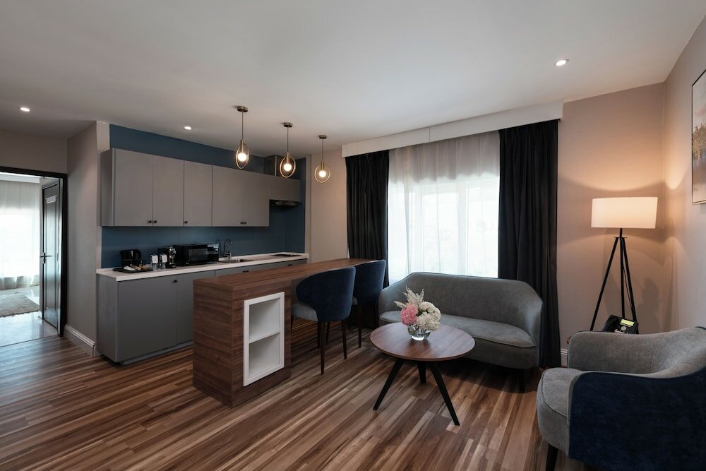 Фото Отель Warwick Al Jubail