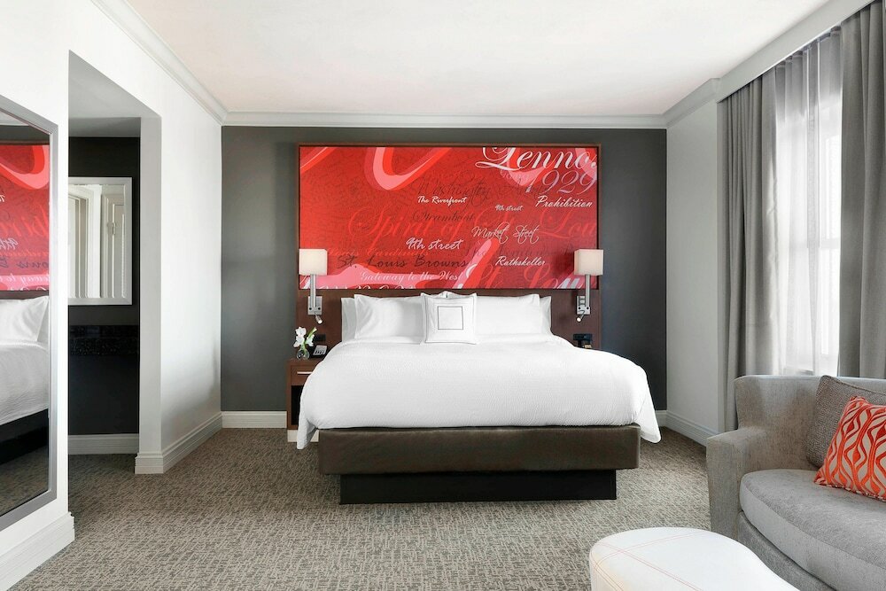 Фото Courtyard by Marriott St. Louis Downtown/Convention Center