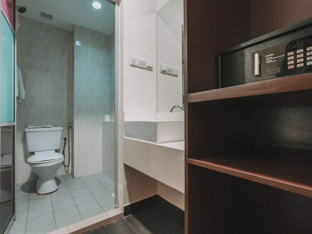 Фото L Hotel @ 51 Desker