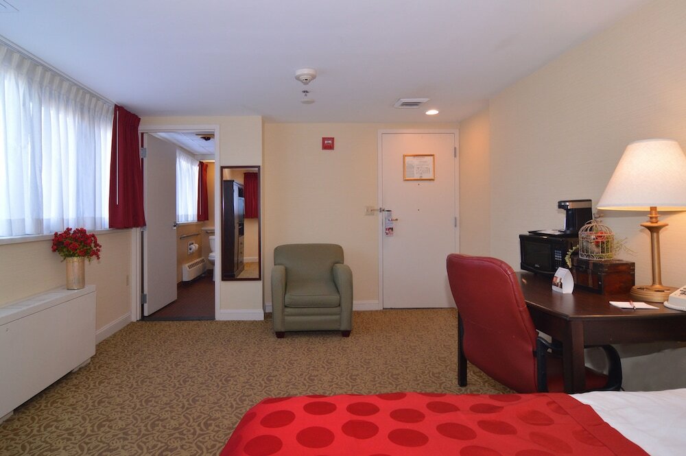 Фото Ramada by Wyndham Seekonk Providence Area