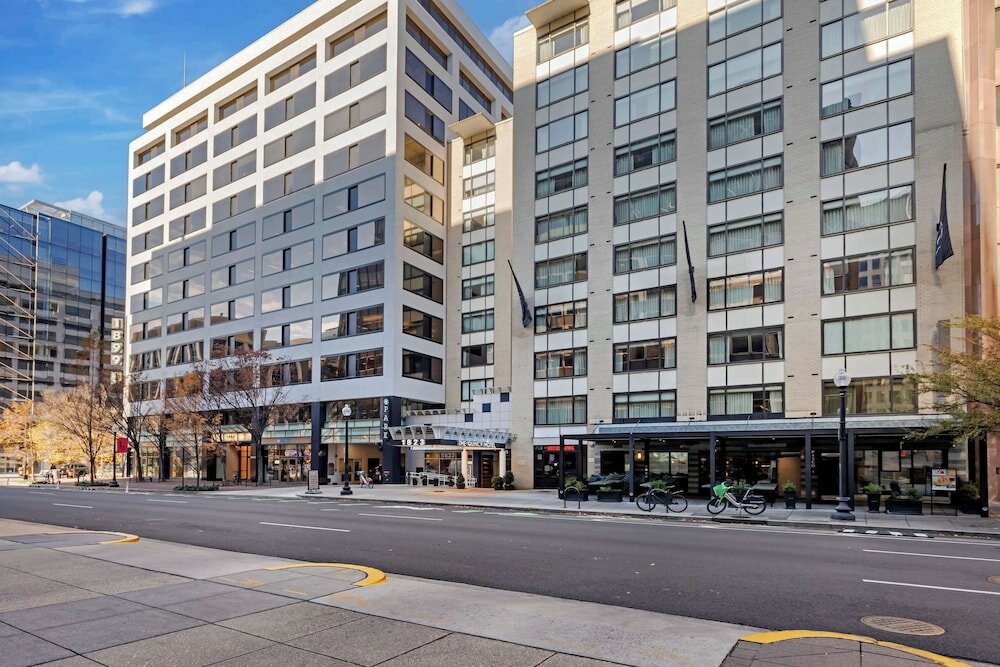 Фото Sonder The Quincy Ascend Hotel Collection