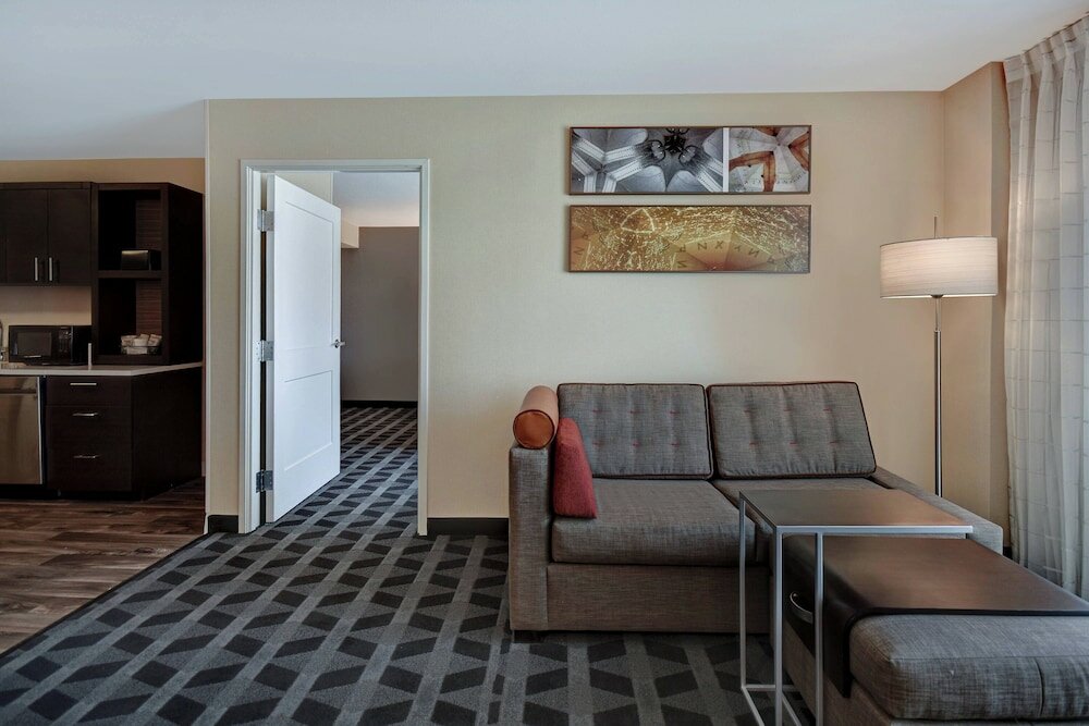 Фото TownePlace Suites by Marriott Las Vegas Airport South