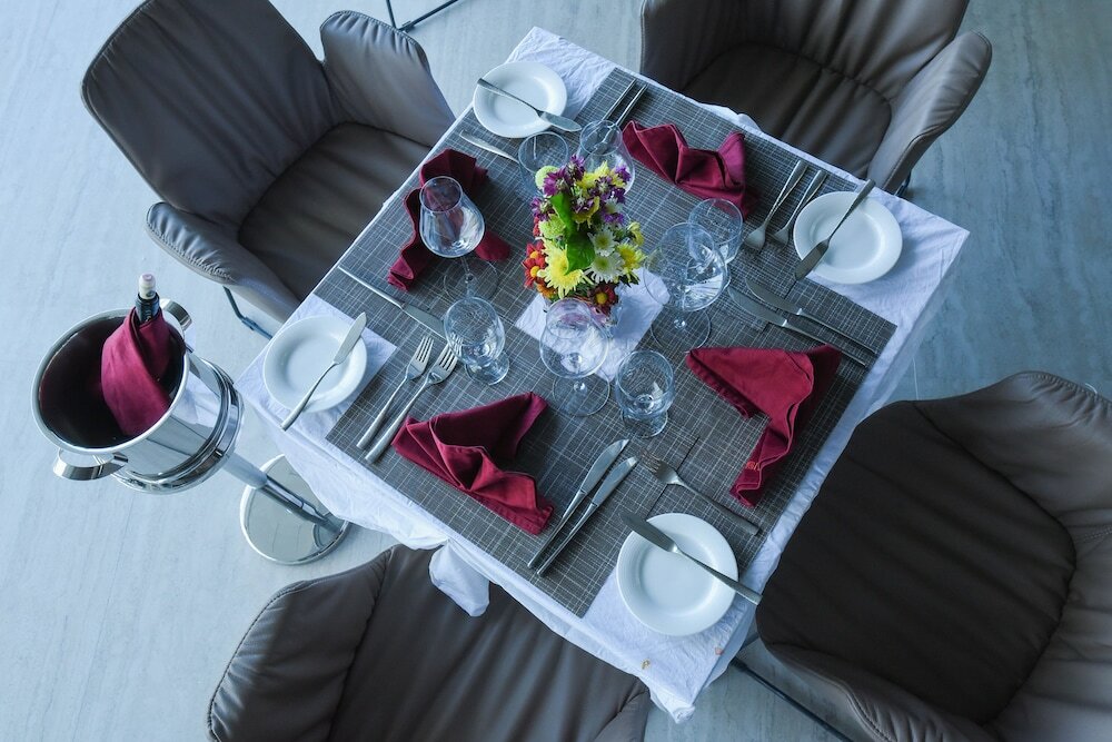 Фото Red Hotel Cubao, Quezon City