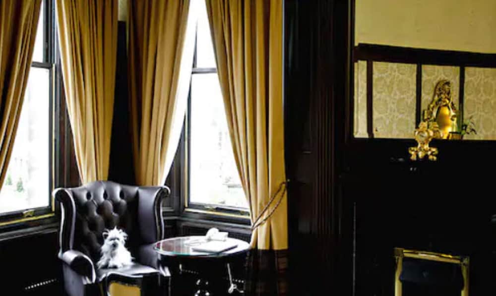 Фото Parliament House Hotel