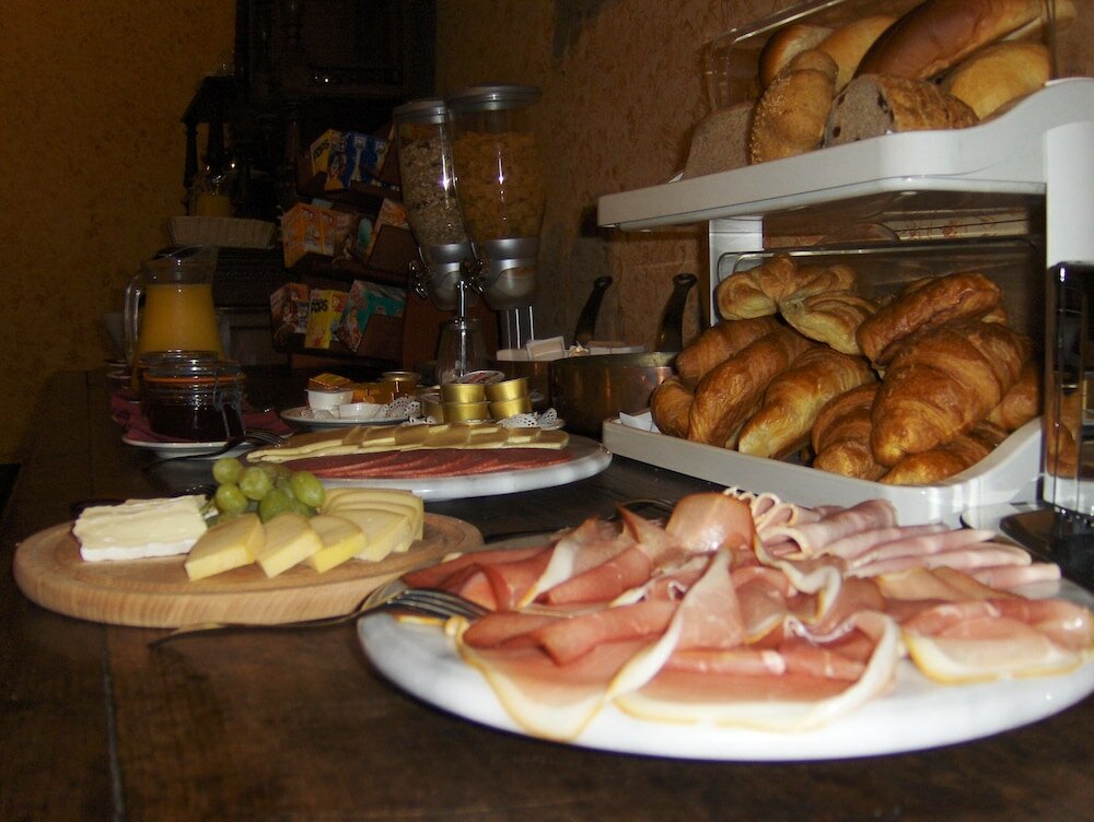 Фото Erasmus Hotel