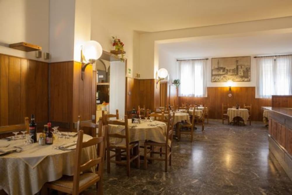 Фото Auto Park Hotel