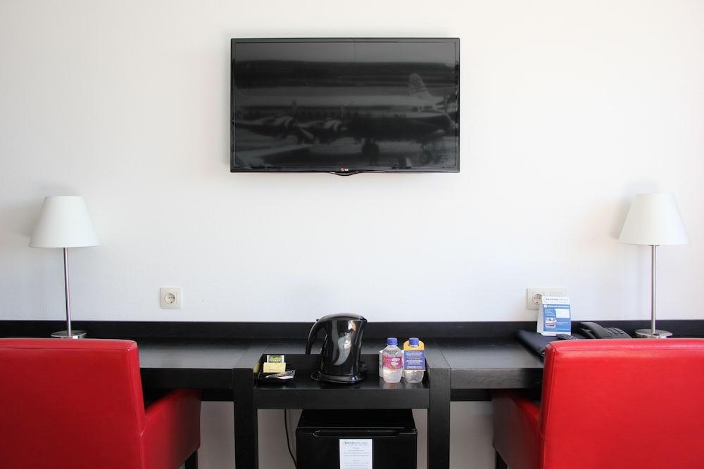 Фото Bastion Hotel Amsterdam Airport