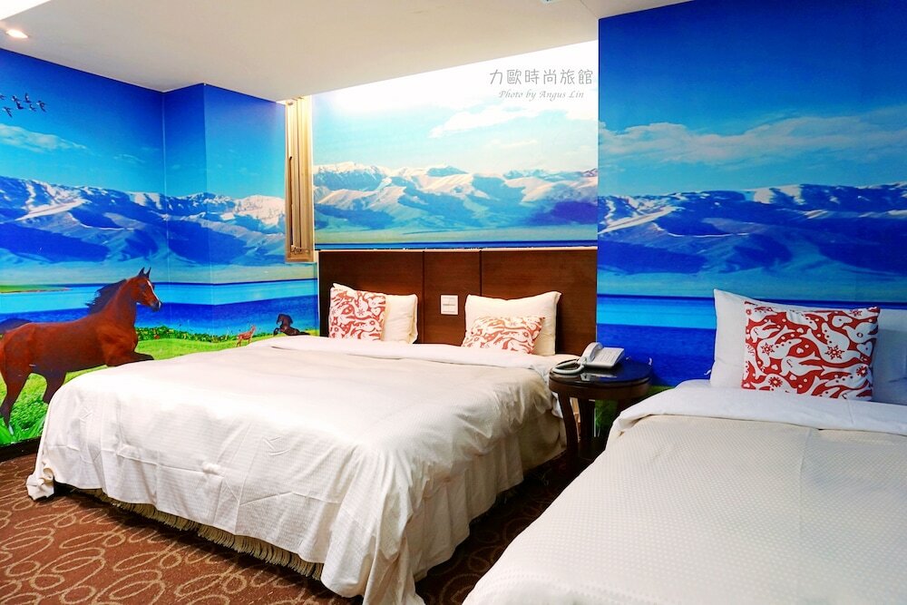 Фото отеля 1