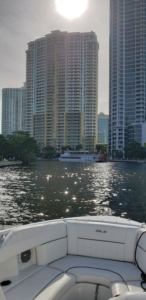 Фото Ocean Mile Hotel