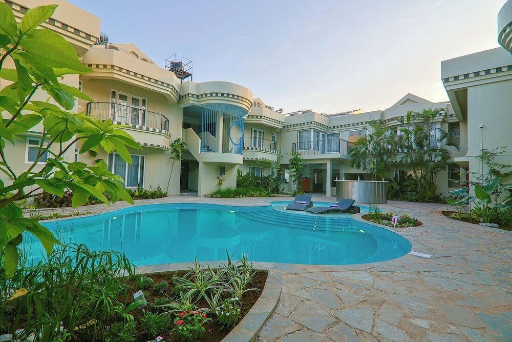 Фото Lotus Beach Resort