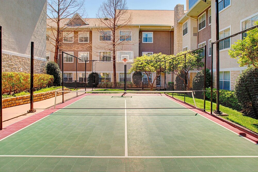 Фото Residence Inn by Marriott Dallas Park Central