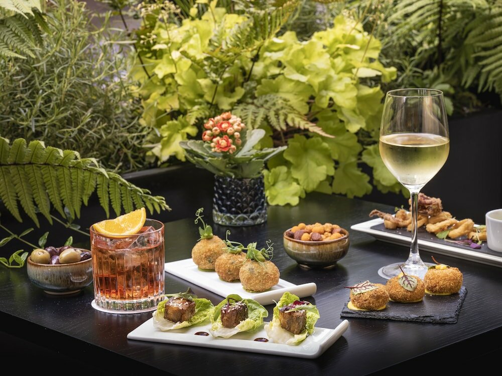 Фото Jumeirah Lowndes Hotel