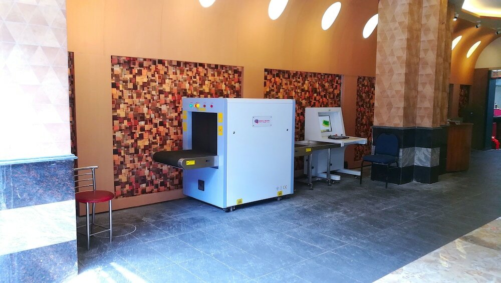 Фото Lake Castle