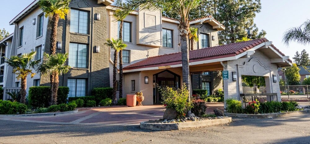 Фото La Quinta Inn by Wyndham Stockton