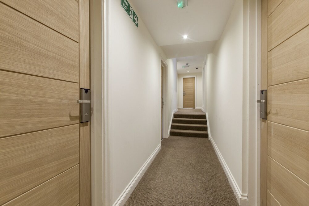 Фото Отель Shepherds Bush London