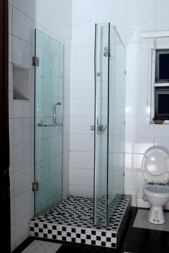 Фото H3 Luxury Cottage