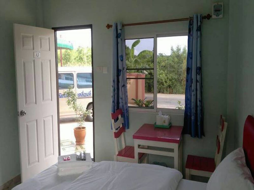 Фото Wattana Hill Resort