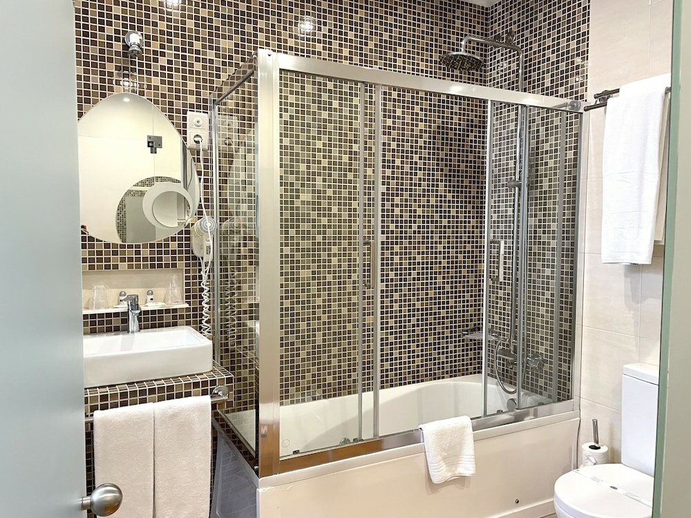 Фото Hotel Universal