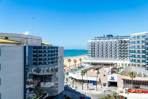 Внешний вид отеля Hotel SPA Cádiz Plaza в Кадисе, фото 1