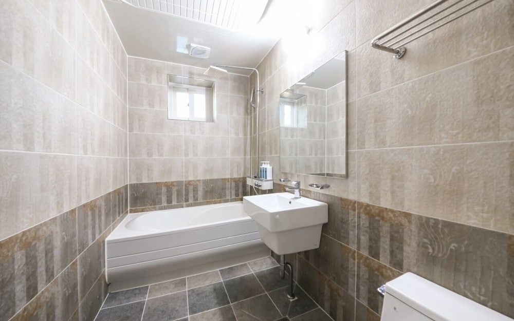 Фото Mj Tour Hostel