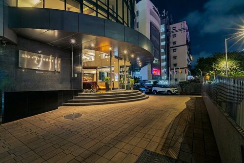 Внешний вид отеля The Mirador в Мумбаях, фото 1