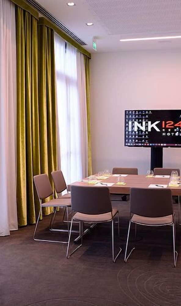 Фото Link124 Hotel