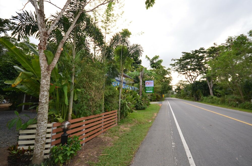 Фото Baan Suan Leela