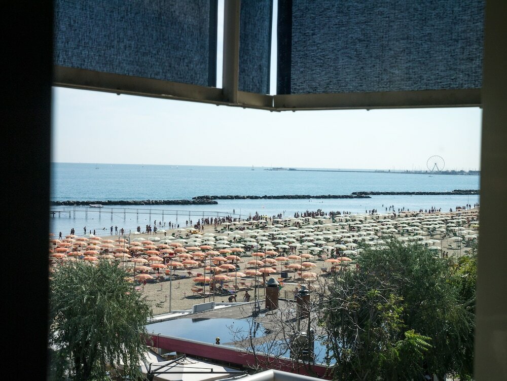 Фото Hotel LaMorosa