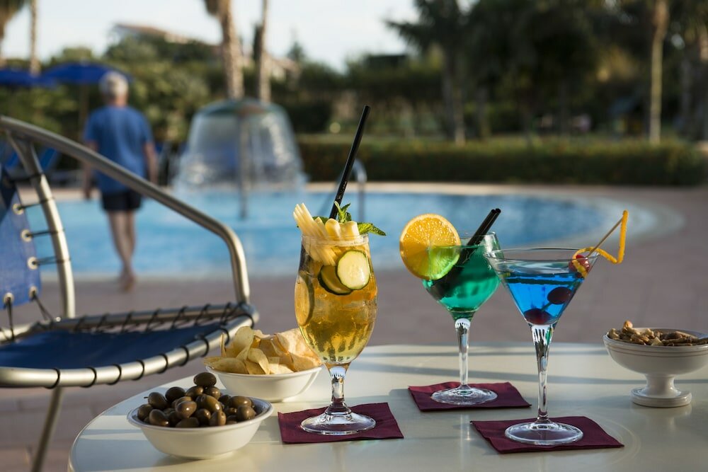 Фото Lantana Resort Hotel & Apartments