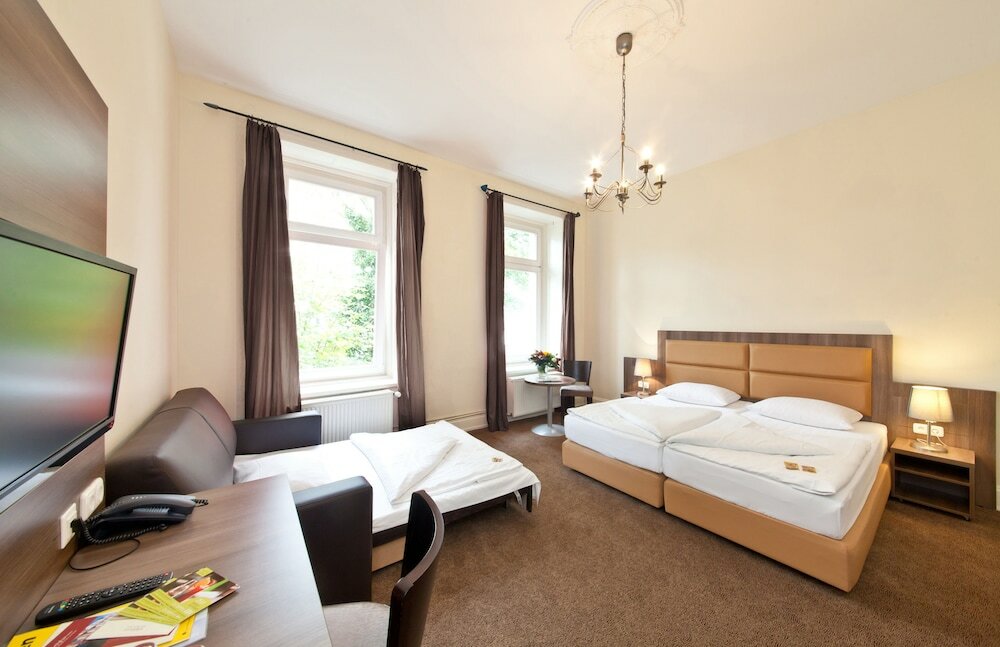 Фото Hotel Königshof Hamburg