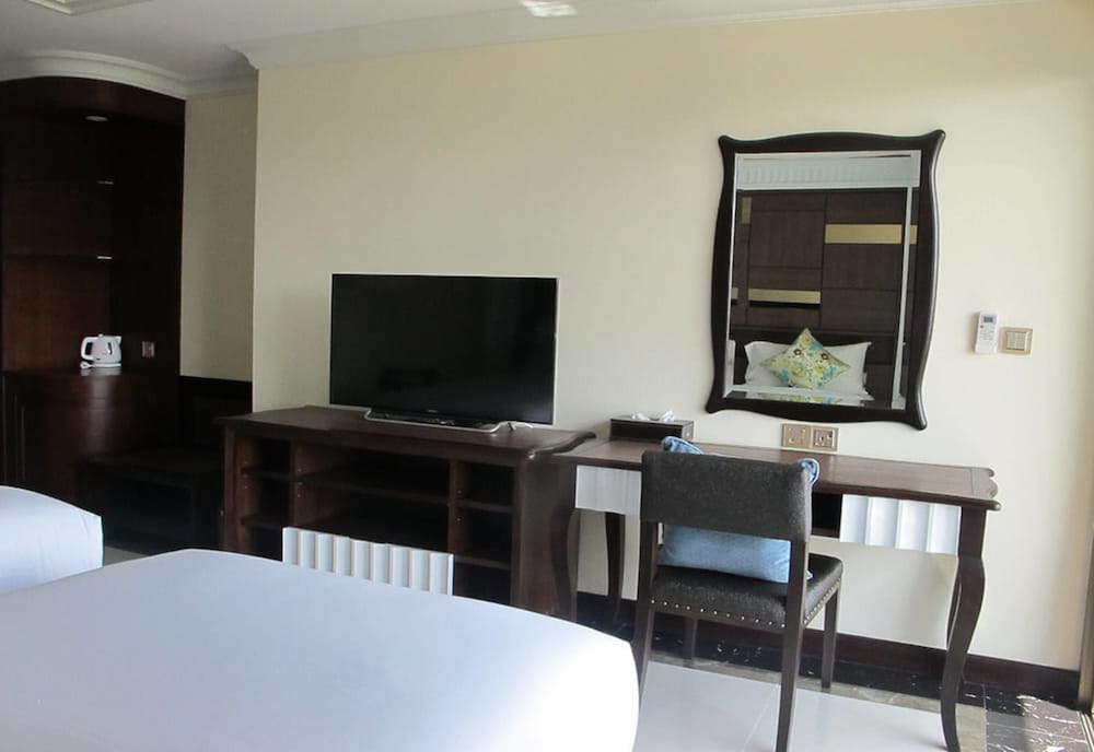 Фото March Hotel Pattaya