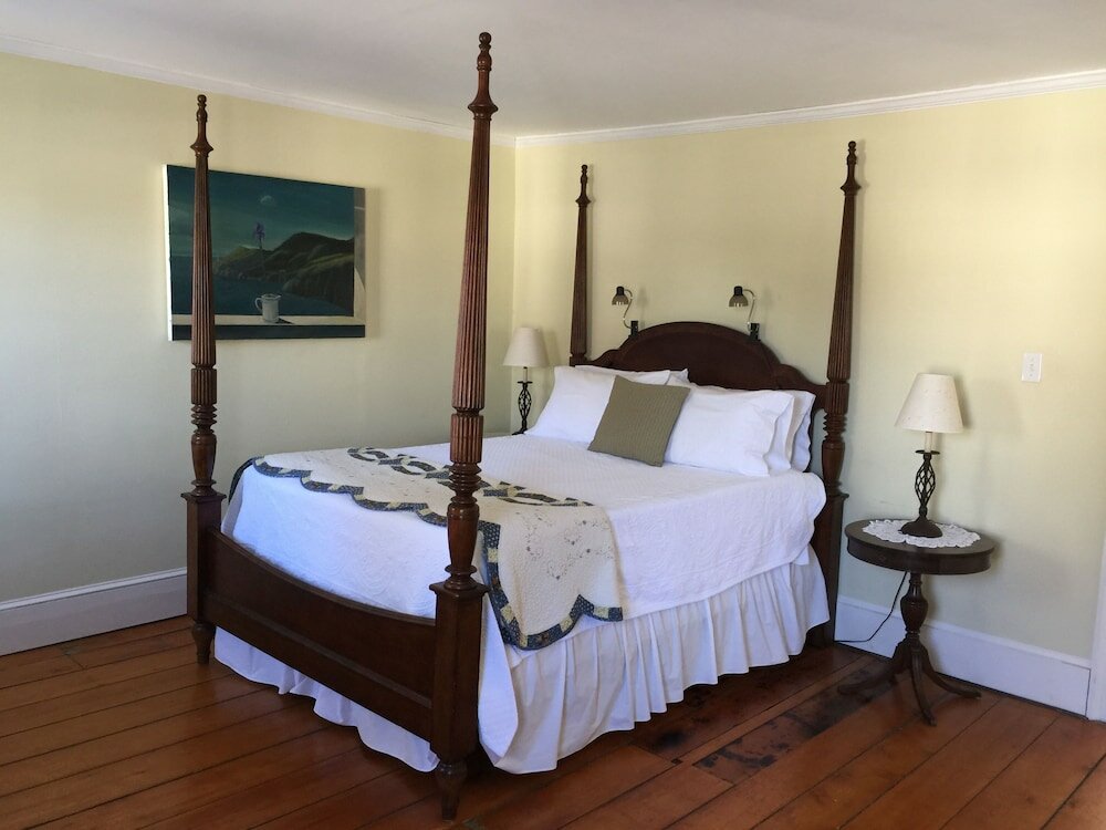 Фото Eddington House Inn