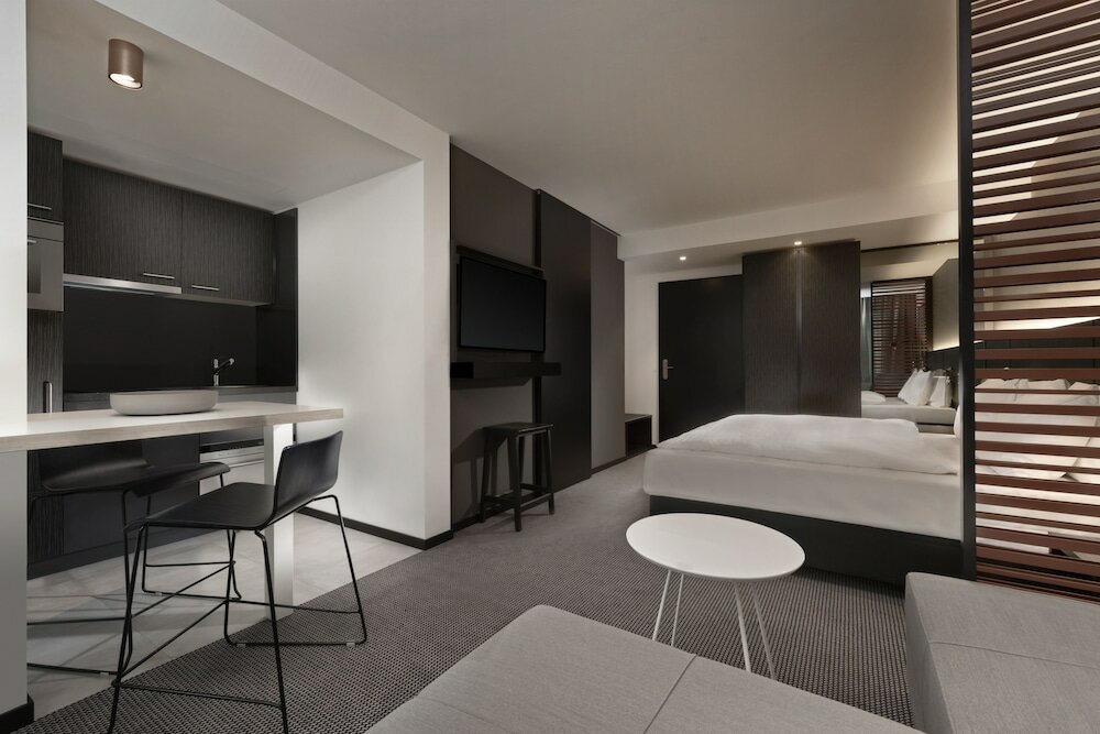 Фото Adina Apartment Hotel Leipzig