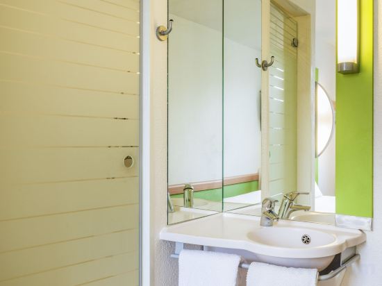 Фото Ibis Budget Marseille Timone