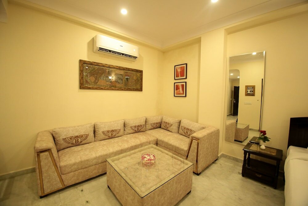 Фото Jd Hotel Four Boutique