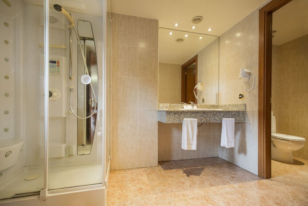 Фото Hotel Cervol