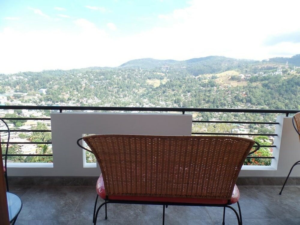 Фото Kandyan Bluestar Villa