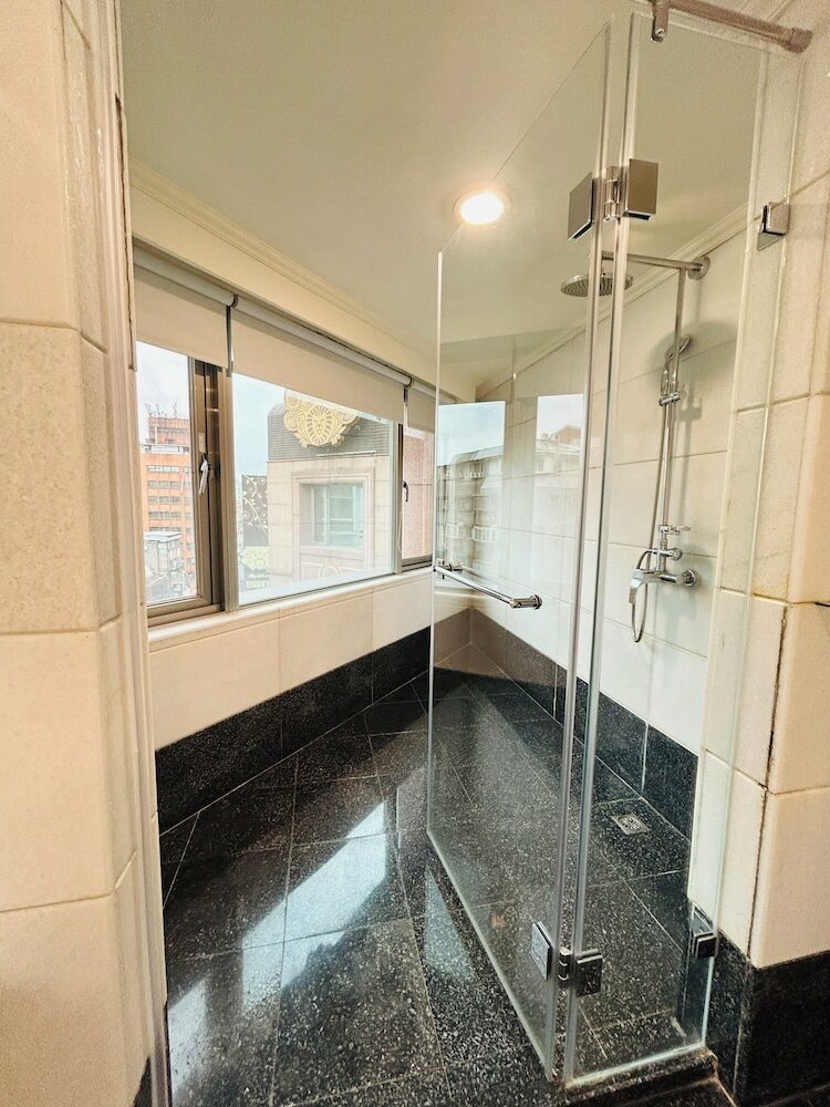 Фото Royal Seasons Hotel Taipei Nanjing West