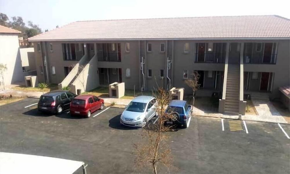 Фото Airport Lodge Guest House