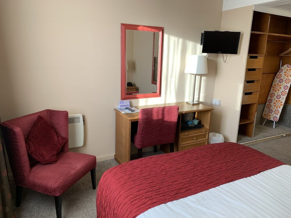 Фото The Bruce Hotel